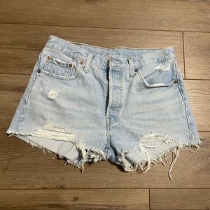 Levi’s 501 Denim Shorts Ojai Top Color- Size 29